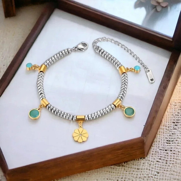 🆕️ 18K Gold Plated Dual-Toned Bracelet with Stunning Round Crystal Charms ✨ - Picture 1 of 10